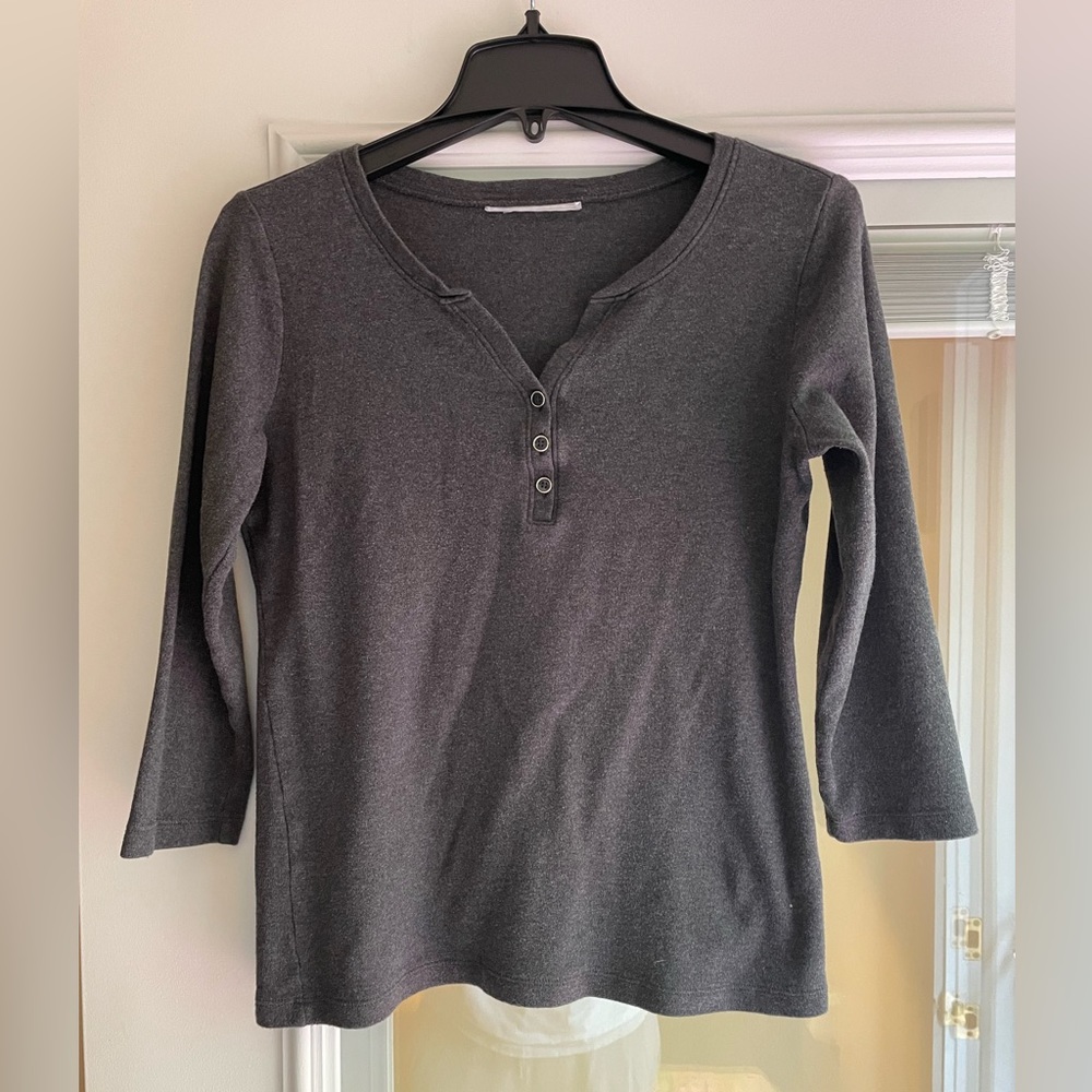 Karen Scott 3/4 sleeve Henley. Size M